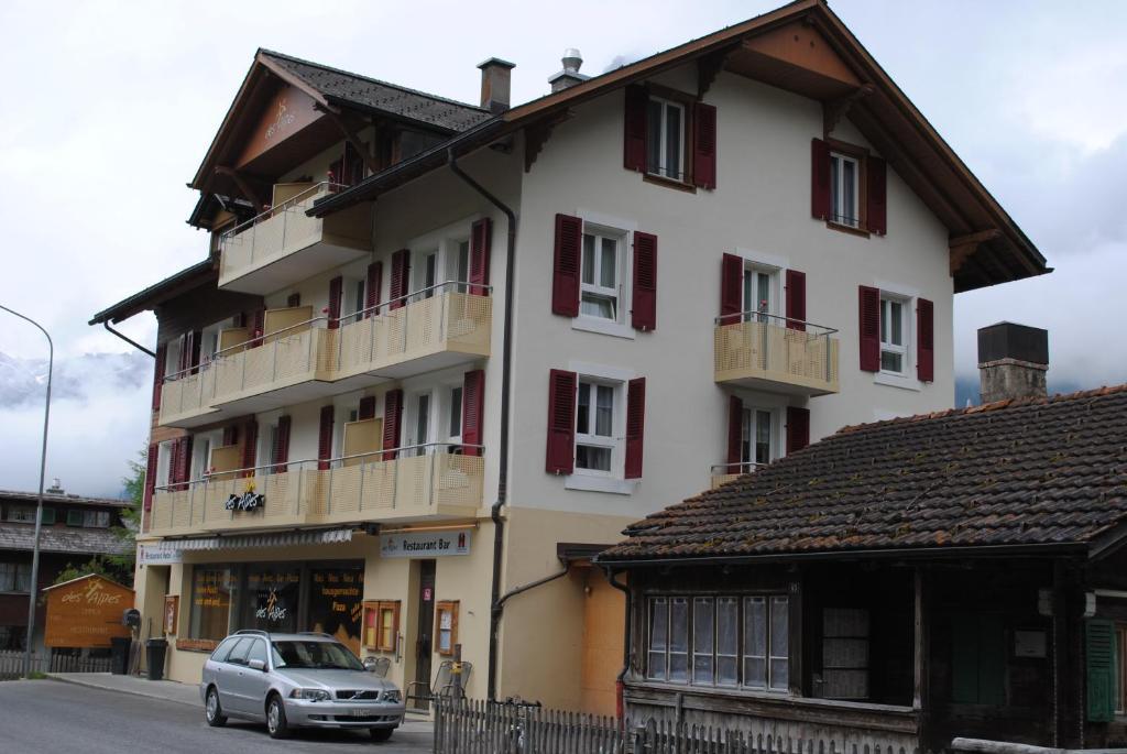 Hotel Des Alpes คันเดอร์ชเตค ภายนอก รูปภาพ